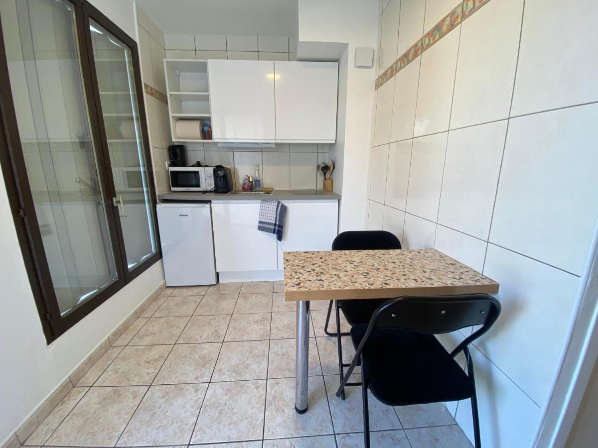 Апартаменты Chez K - Studio - Proche Centre - Parking Sainte-Savine Экстерьер фото